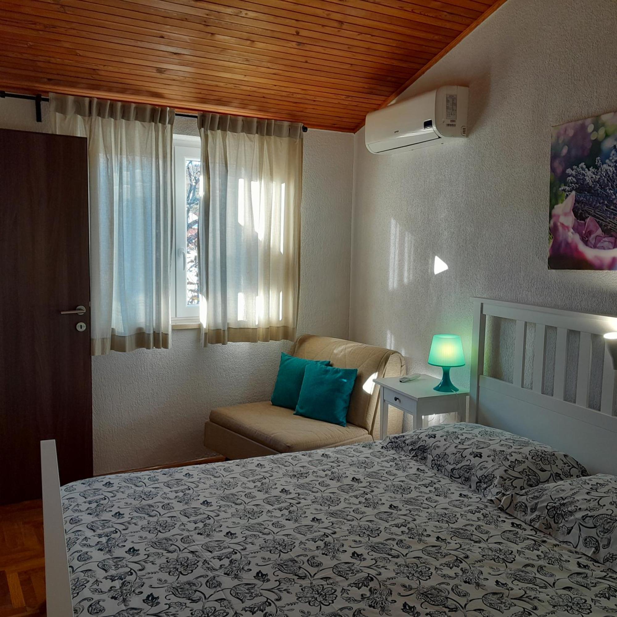 Apartments Renata - Brseč מראה חיצוני תמונה